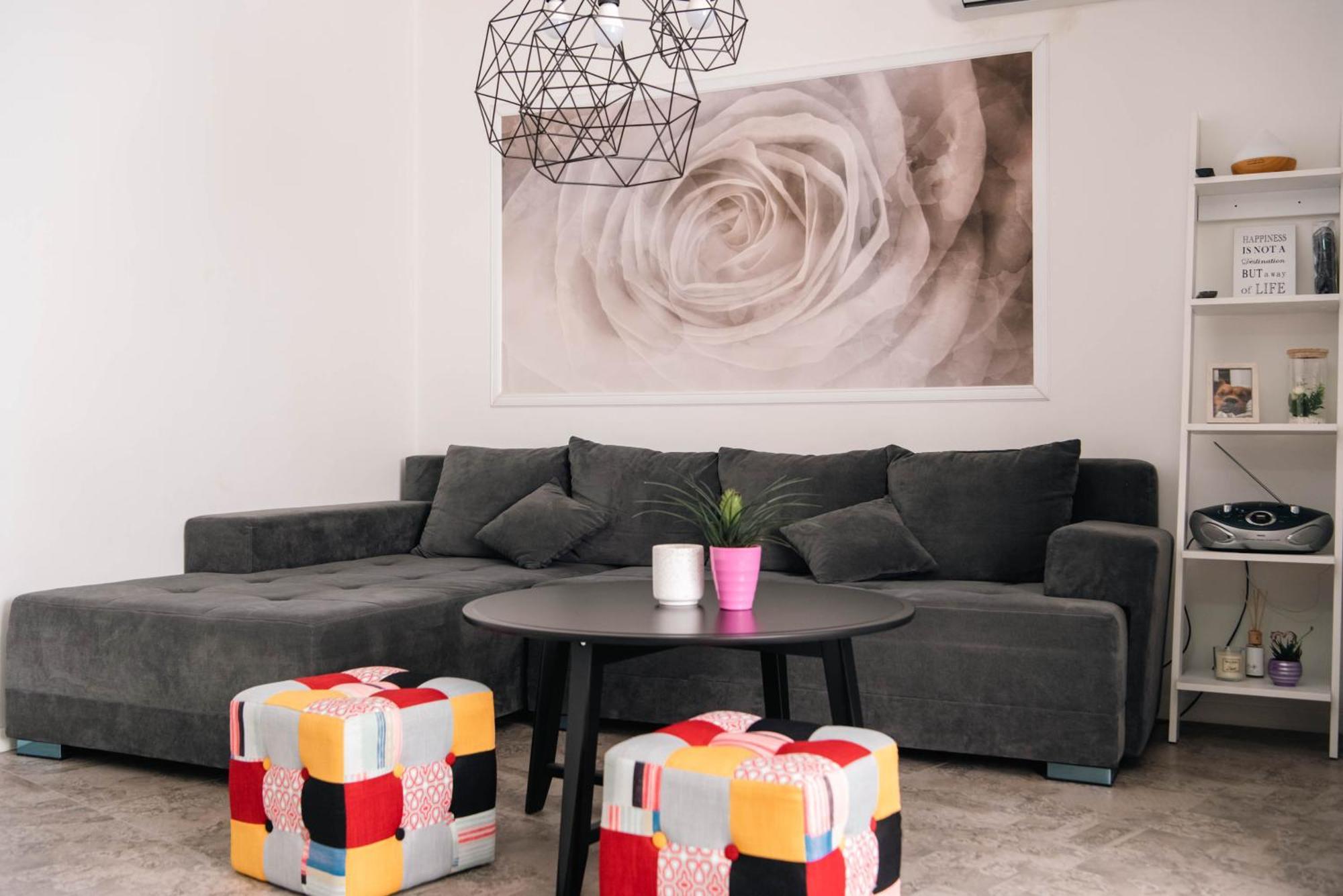 Sunshine Apartment
