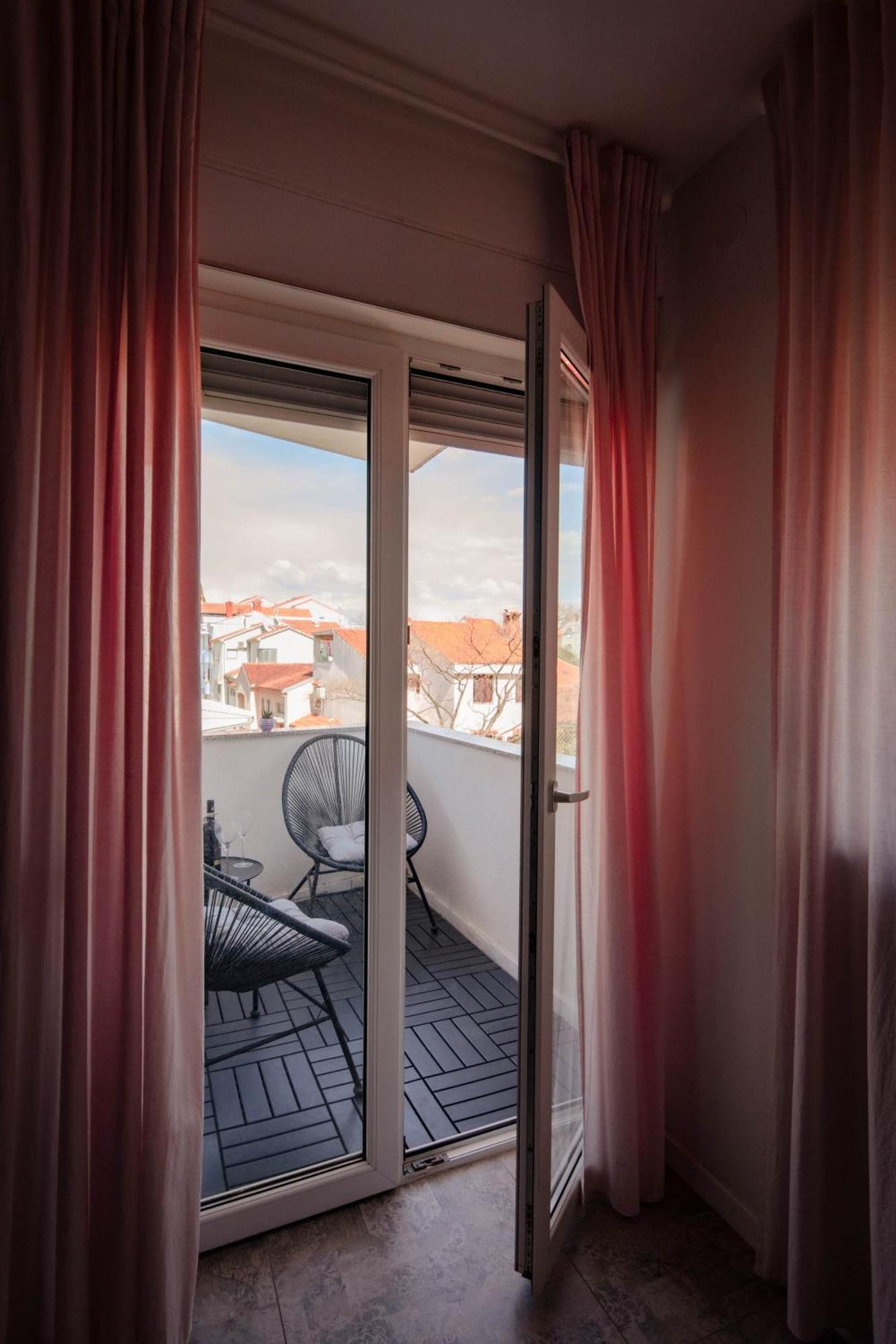 Sunshine Apartament *